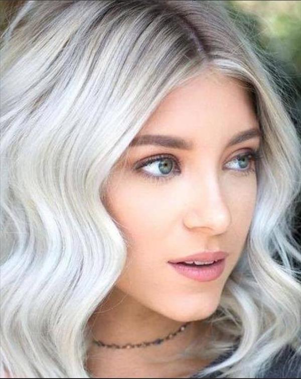 Cool white short hairstyle design matches your summer better ...