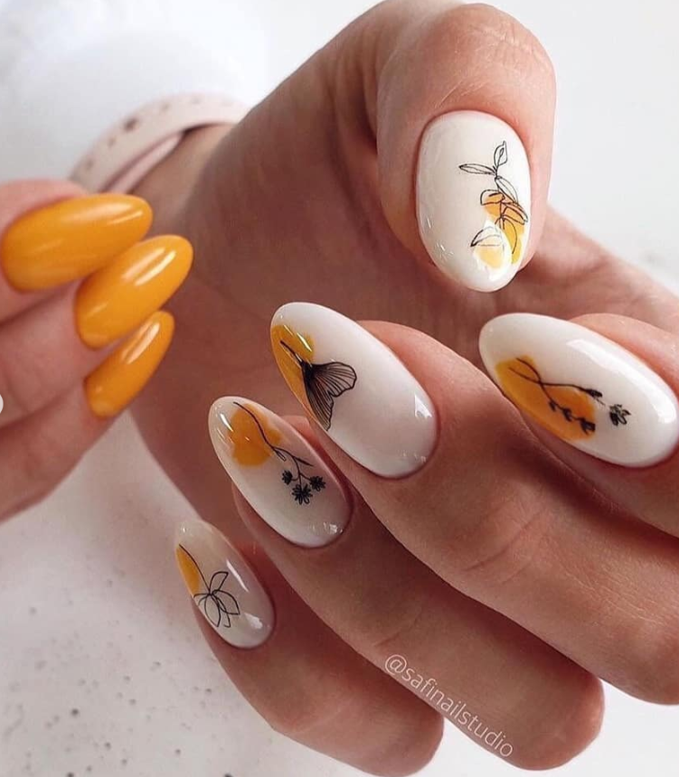 Trendy short almond nails design for creative summer nails 2020 - Cozy