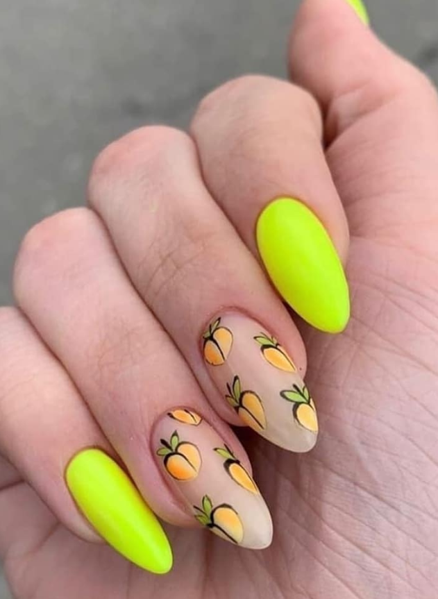 Trendy short almond nails design for creative summer nails 2020