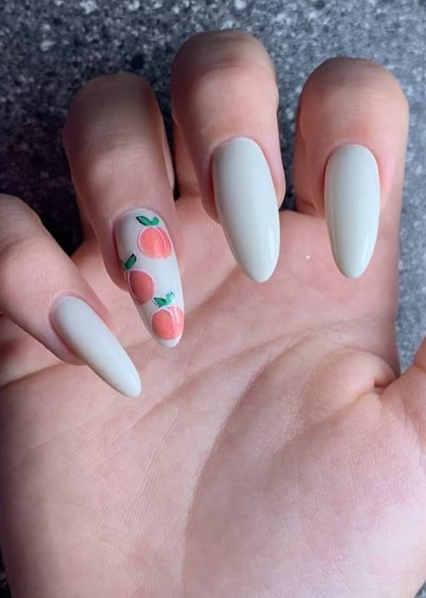 Trendy short almond nails design for creative summer nails 2020