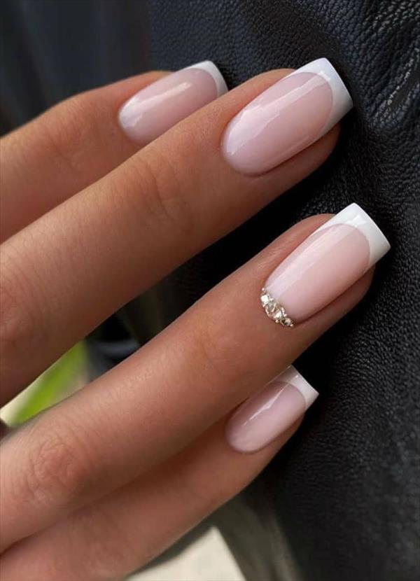 Pink nails | Acrylic short square nails design with pink nails color ...