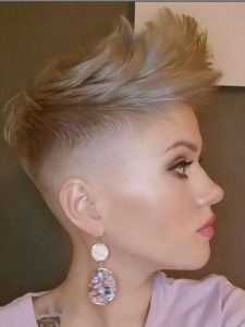 30 Trendy woman super short haircut ideas in 2020 - Mycozylive.com
