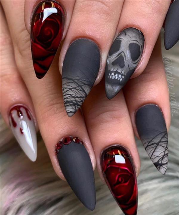 30+ Halloween nails: Spooky Halloween skull nails art design ideas