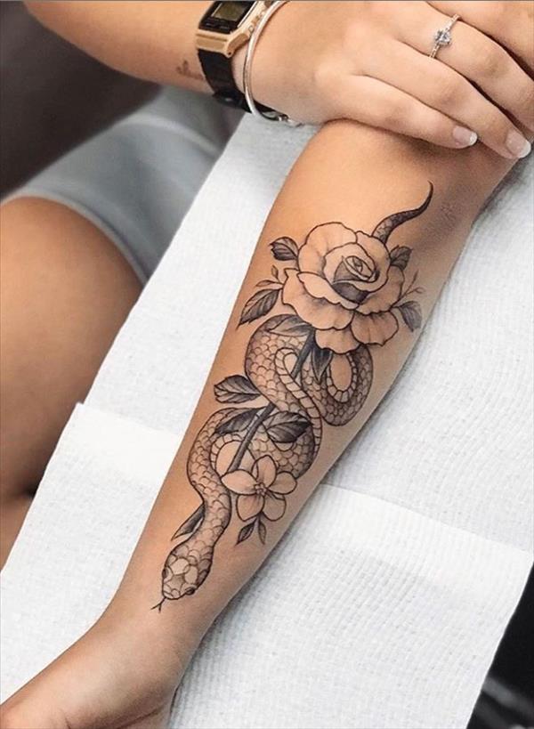 10 Beautiful Flower Tattoo Ideas For Women Tattoos Floral Thigh Tattoos Thigh Tattoos Women