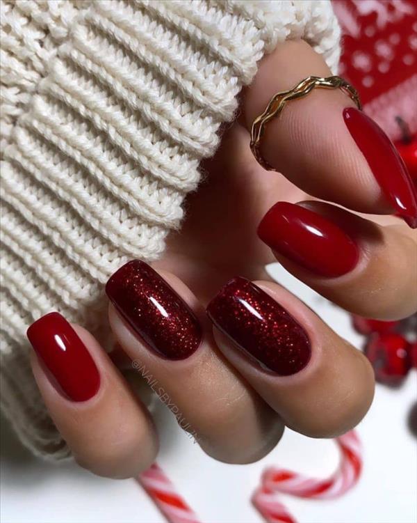 55 Pretty acrylic short square nails design to welcome your Chistmas