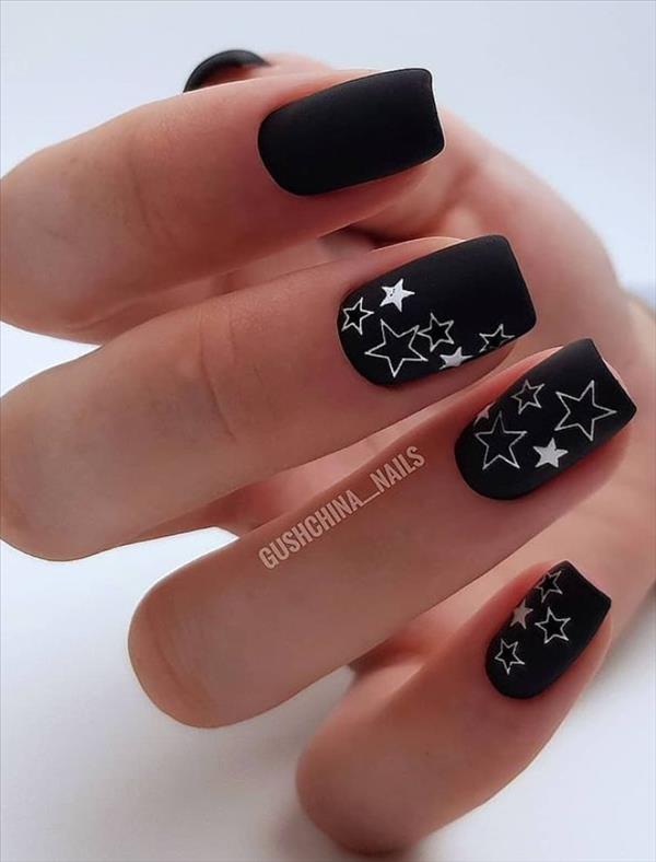 55 Pretty acrylic short square nails design to welcome your Chistmas