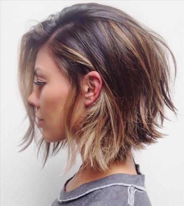 bob cut with curtain bangs