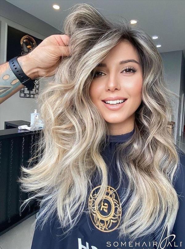 25 Curtain Bangs Long Hairstyles Ideas To Light Up Your Days