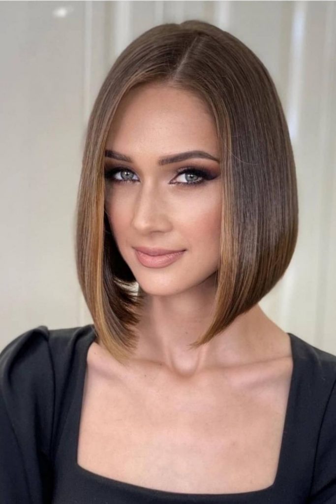 Best short haircut ideas for fine hair to try 2021!