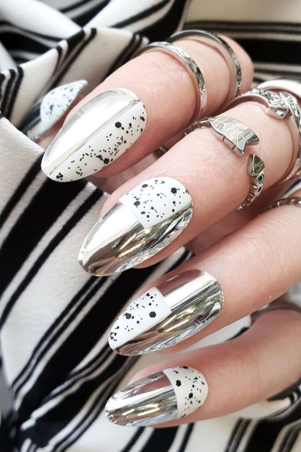 24 Elegant silver nails design for Prom nails to try 2021!