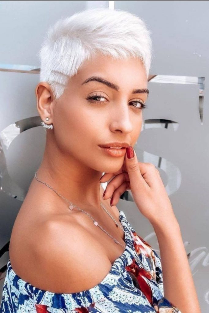 45 Best Undercut Pixie Haircuts For Cool Women To Try 2021