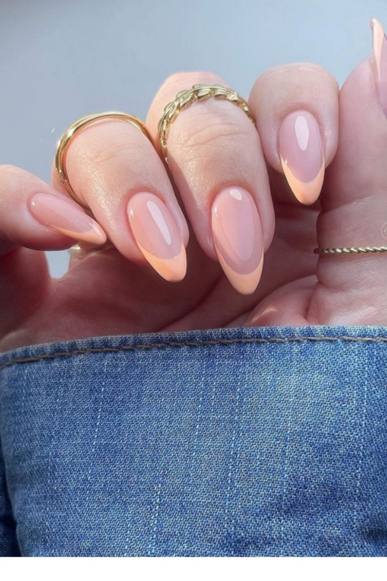 35 Cute Summer Pastel Nails With Almond shaped nails 2021!