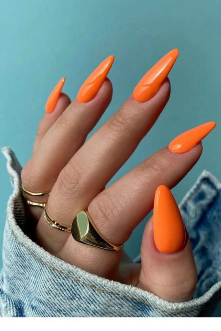 35 Cute Summer Pastel Nails With Almond shaped nails 2021!