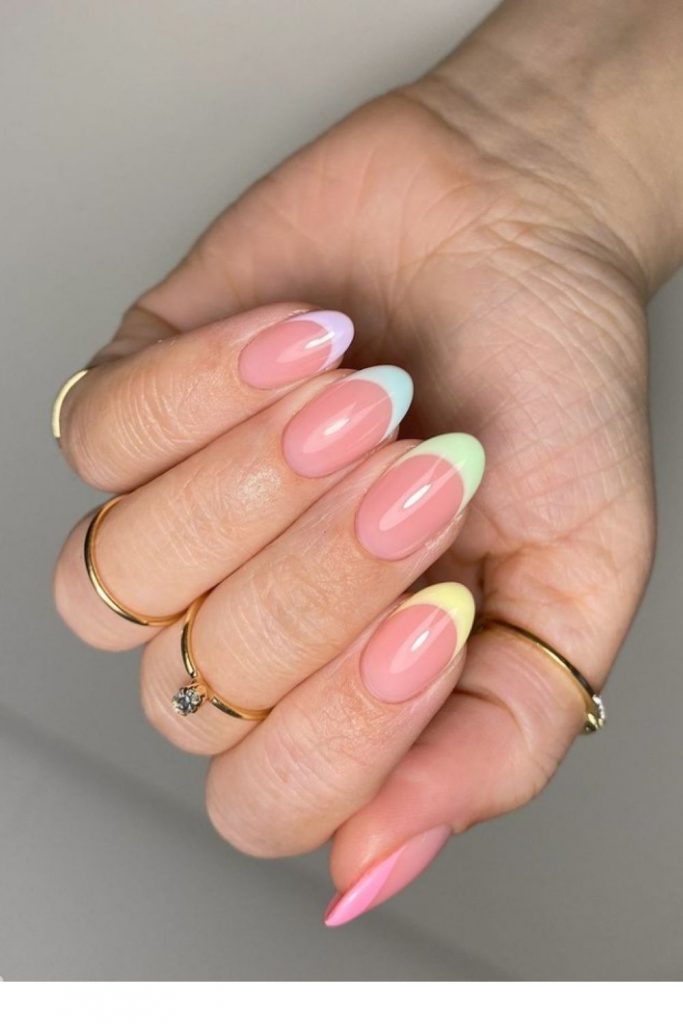 35 Cute Summer Pastel Nails With Almond shaped nails 2021!