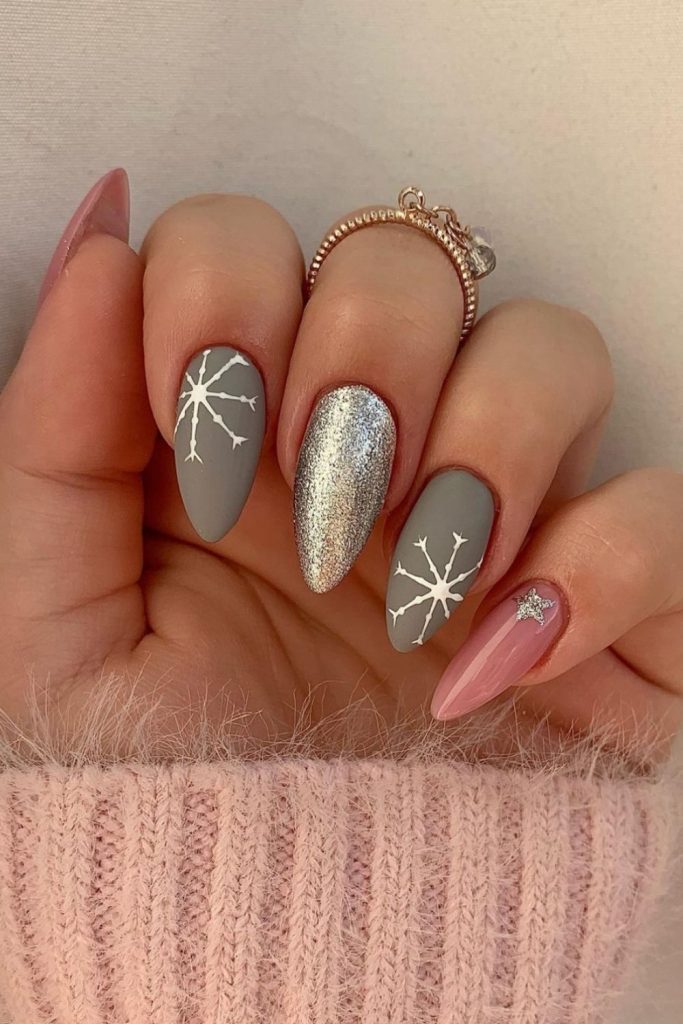 24 Elegant silver nails design for Prom nails to try 2021!