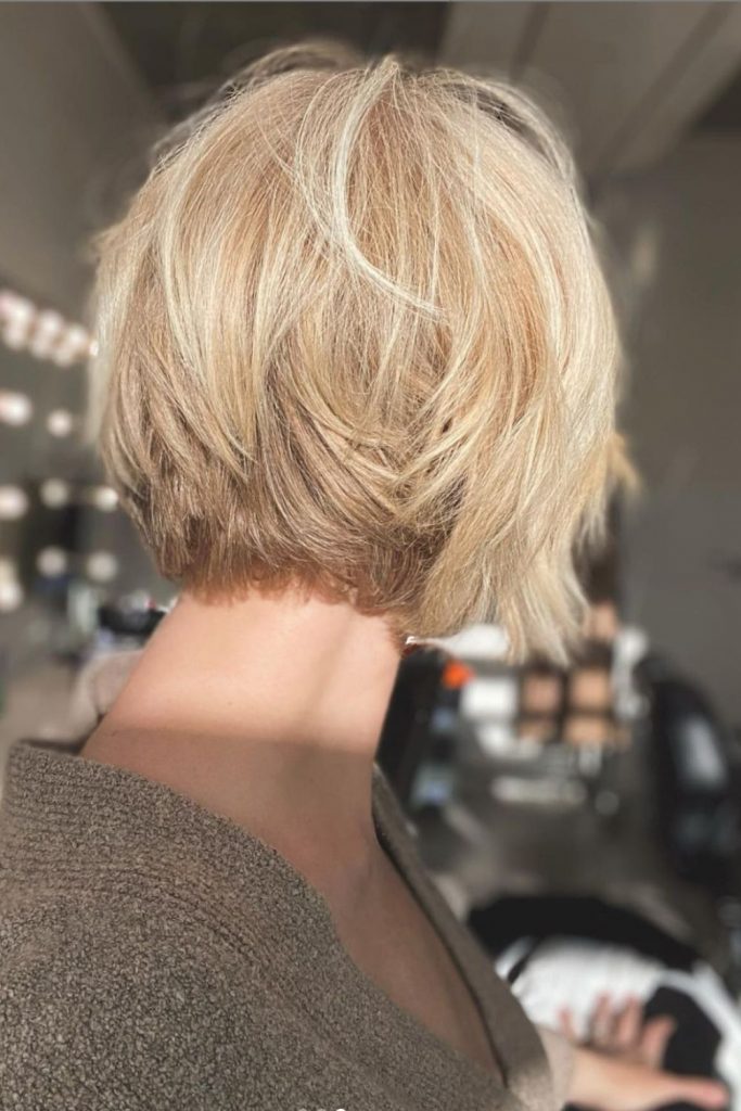 Best short haircut ideas for fine hair to try 2021!