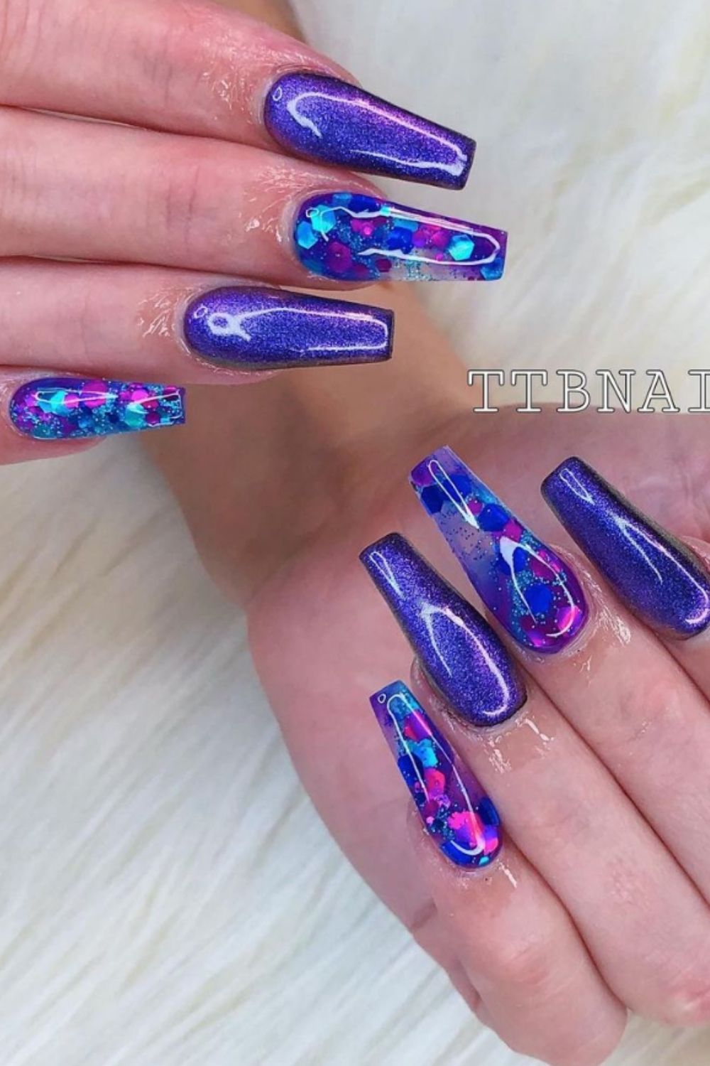 Purple nails for summer nail colors become a hit in the summer holiday.