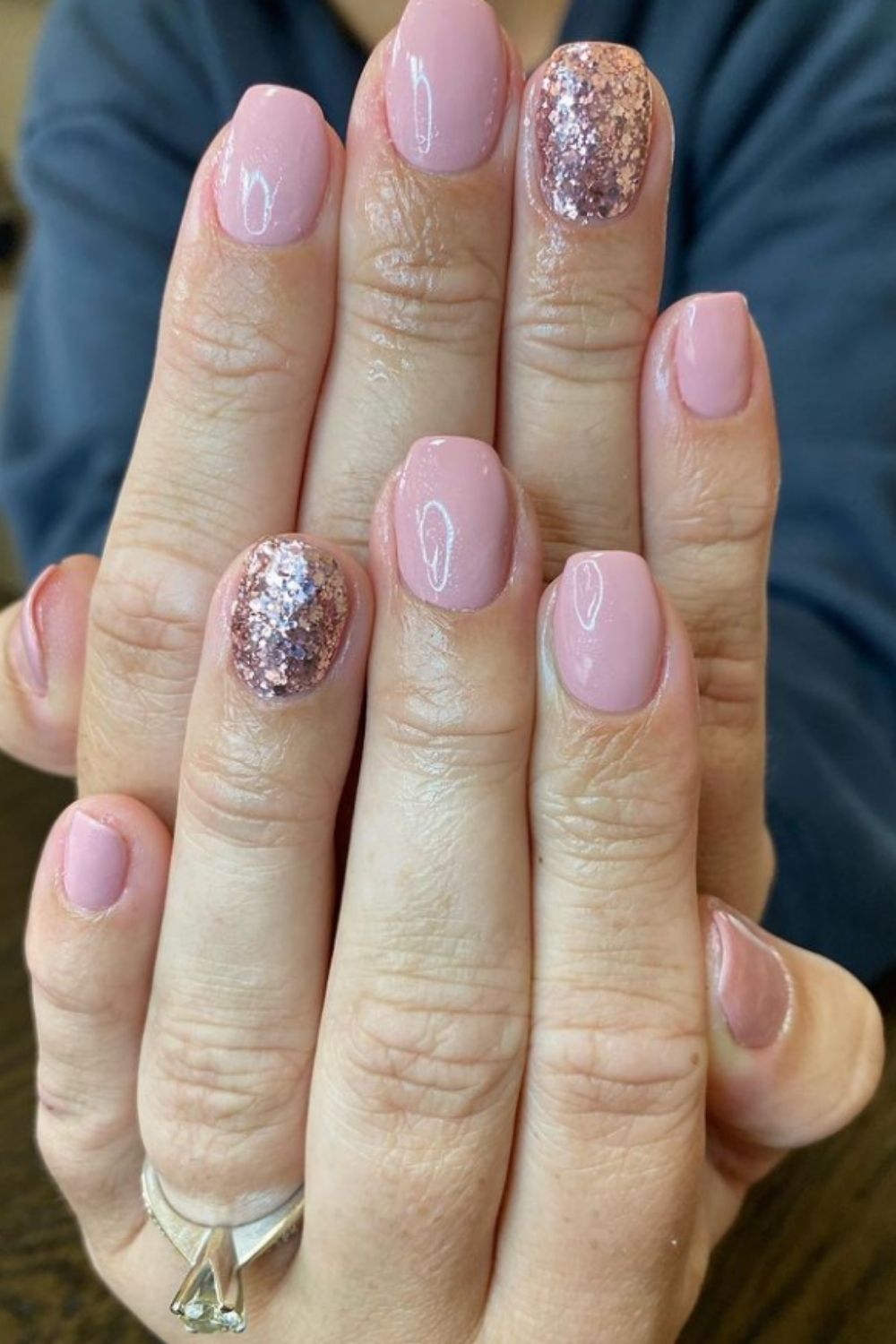 Birthday nails can make you like a queen at your birthday party 