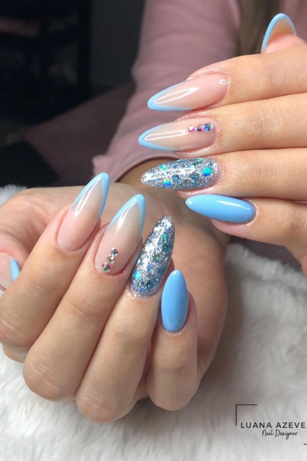 Birthday nails can make you like a queen at your birthday party 