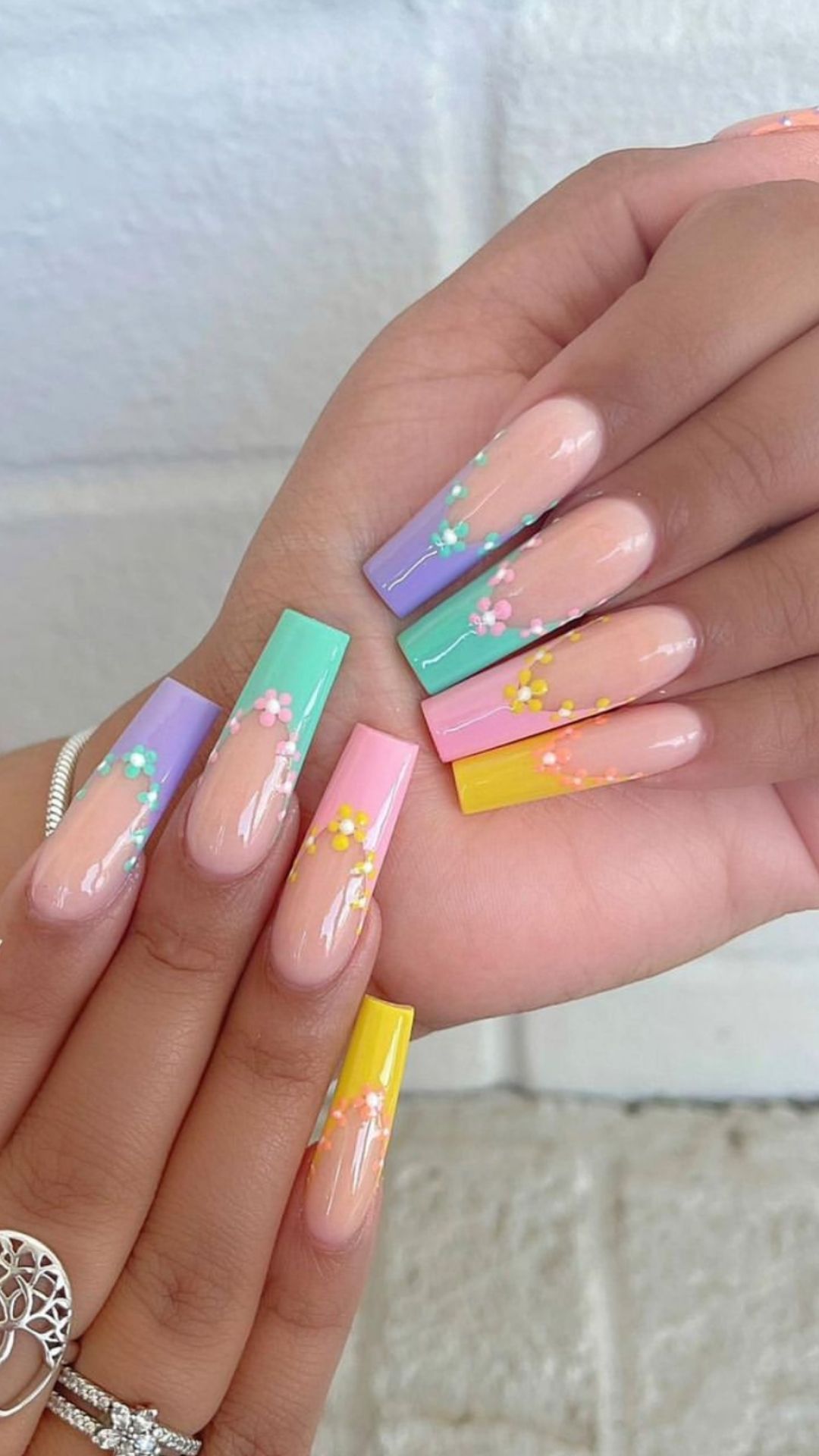 65+ Colored acrylic coffin nails for Summer and Fall 2021! - Page 32 of ...