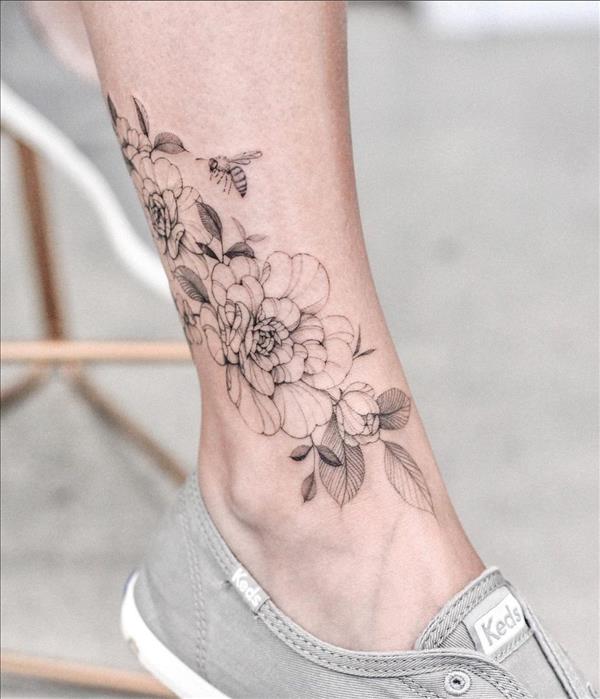 52 Best foot tattoos for women 2021 with significant meanings