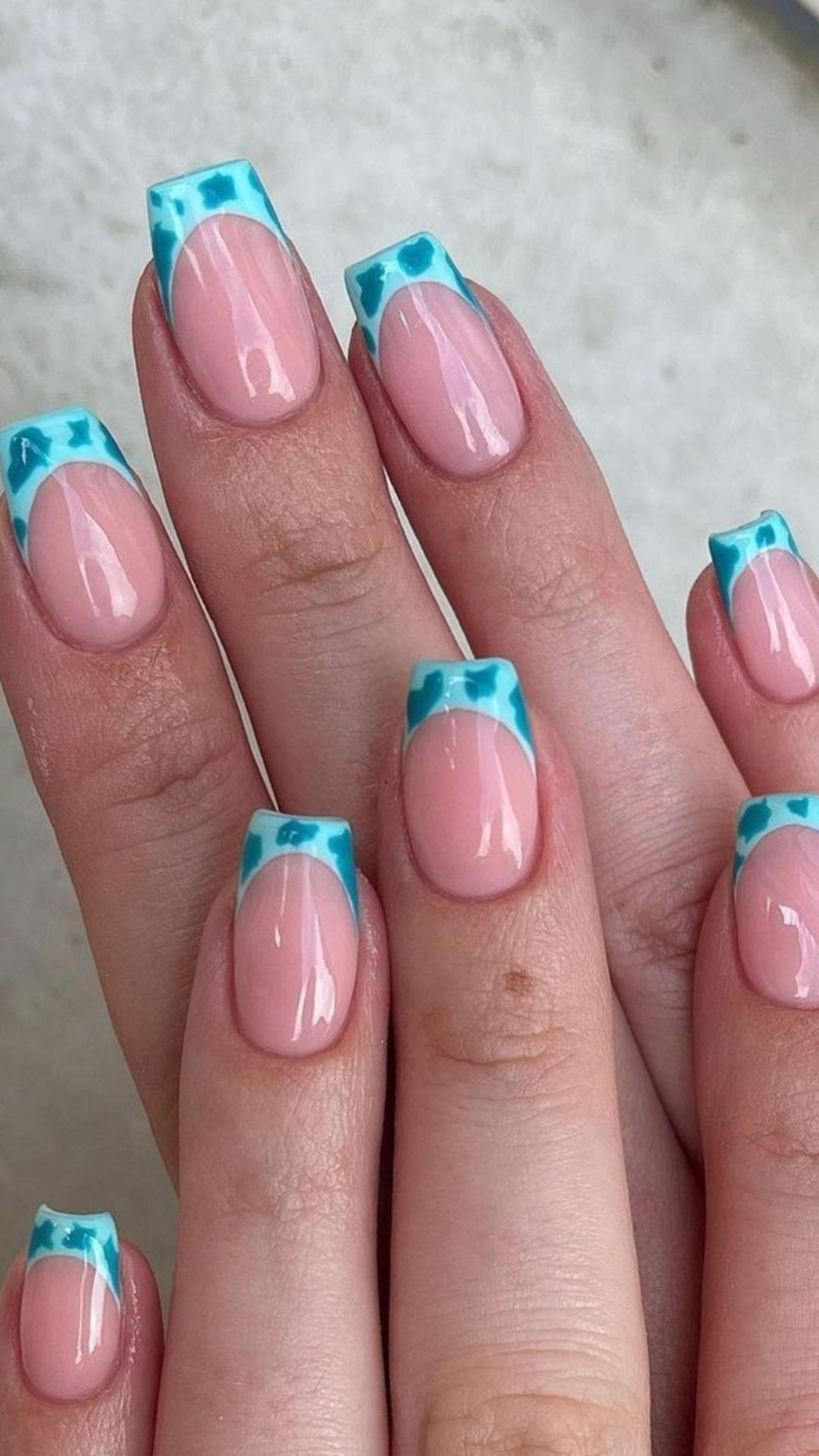 Short square acrylic nails design to rock your Fall days 2021
