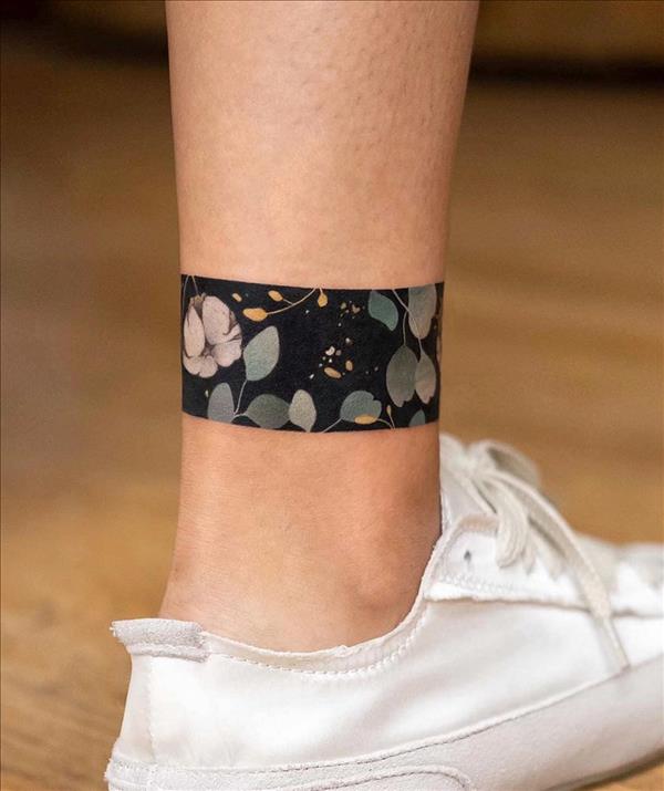 52 Best foot tattoos for women 2021 with significant meanings