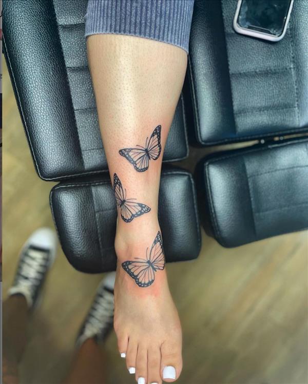 52 Best foot tattoos for women 2021 with significant meanings