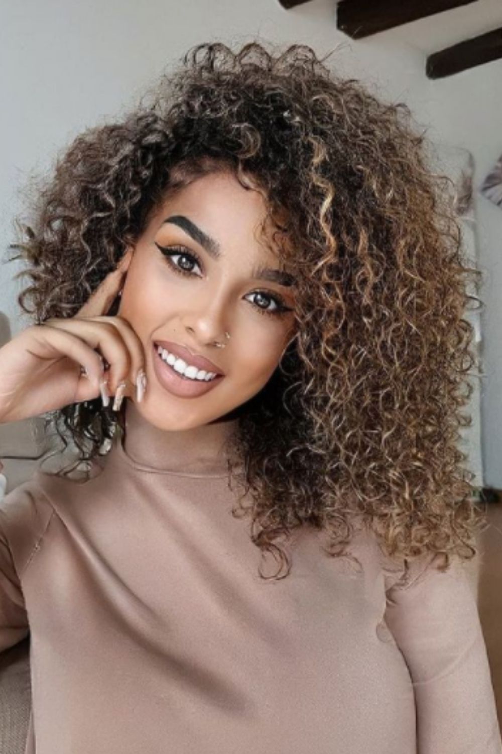 What Hairstyles Go With Short Curly Hairstyle?