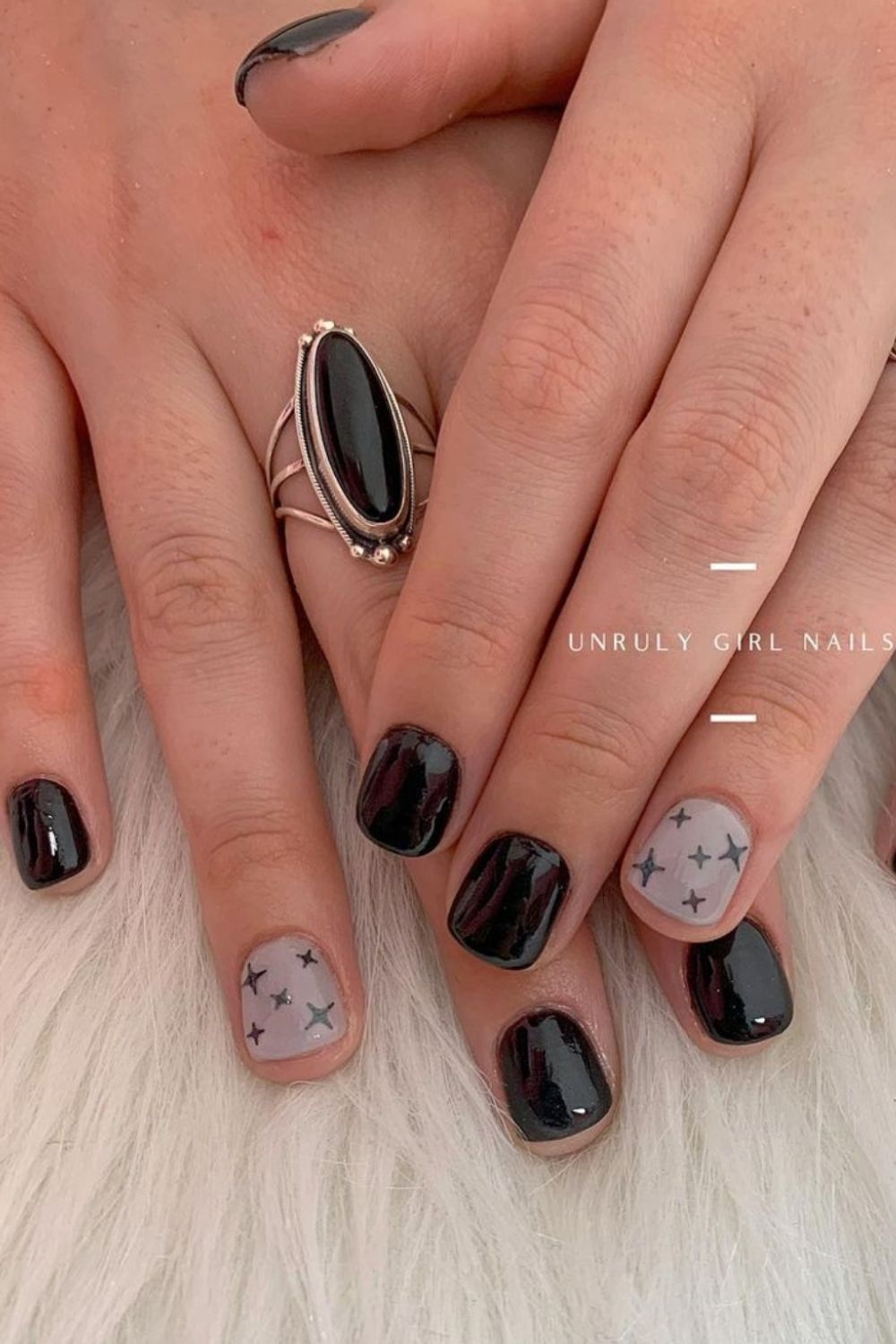 45 Top Homecoming nails with black nails 2021 to try