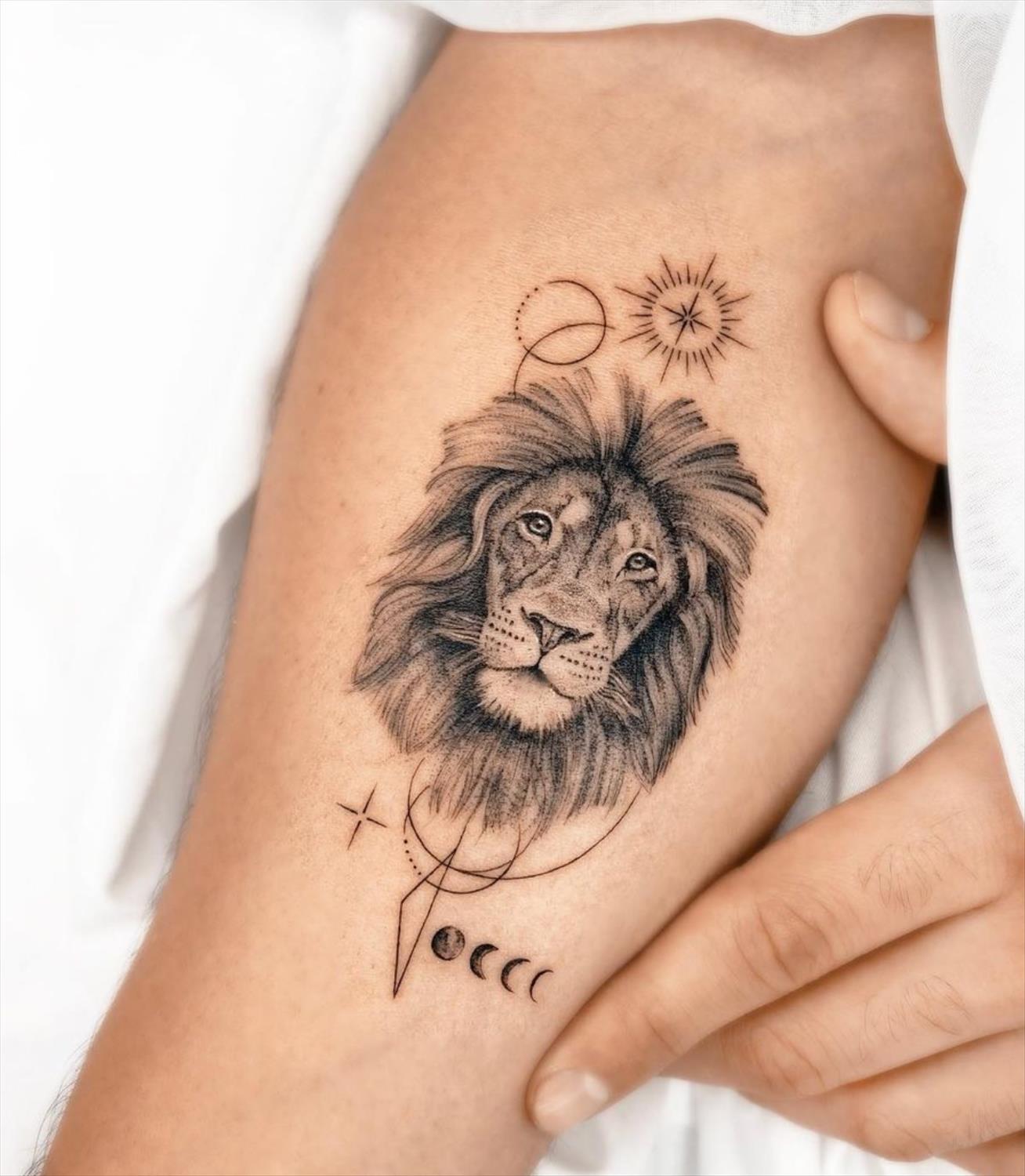 27 Powerful lion tattoo for women with meanings and inspiration