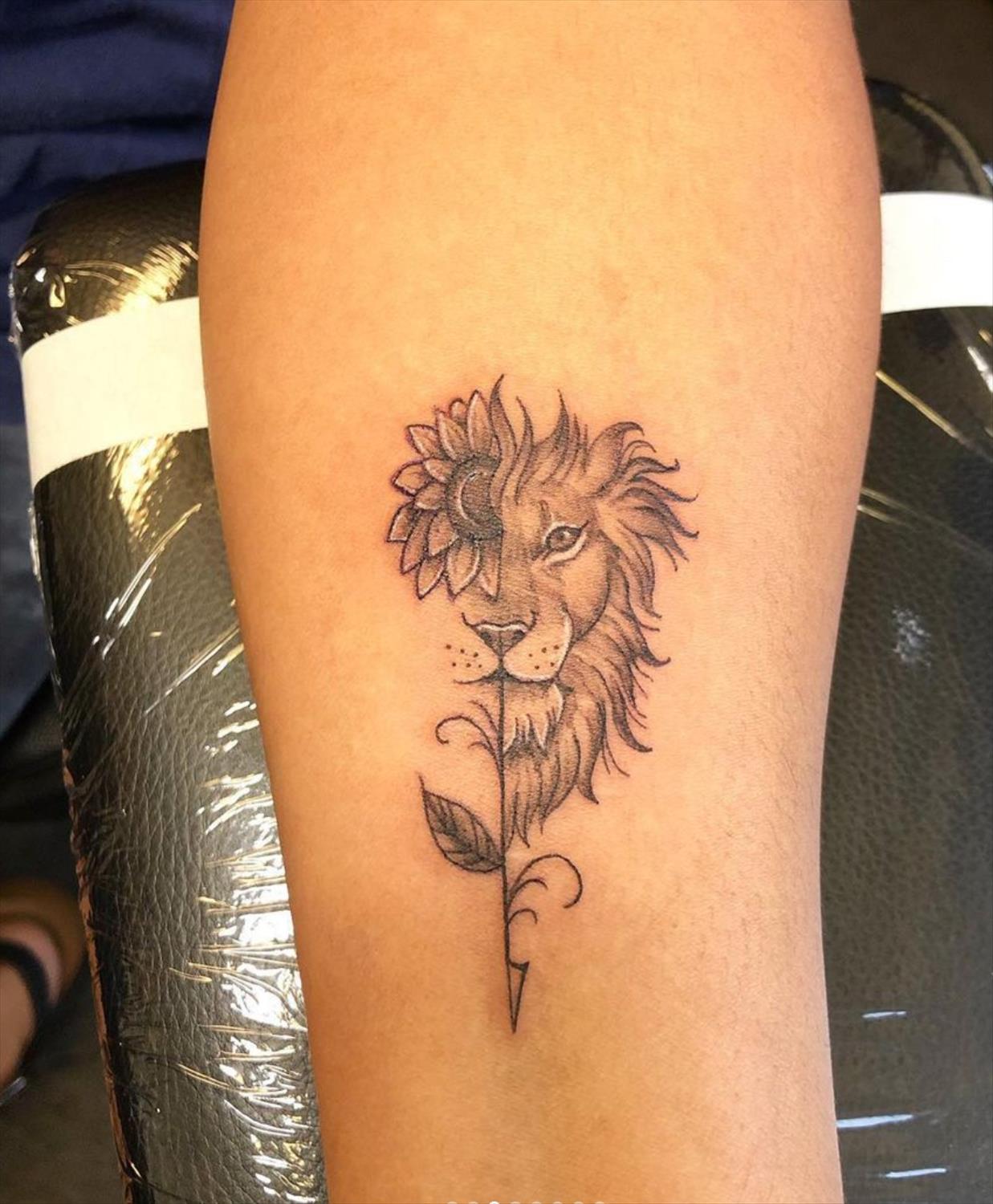 27 Powerful lion tattoo for women with meanings and inspiration