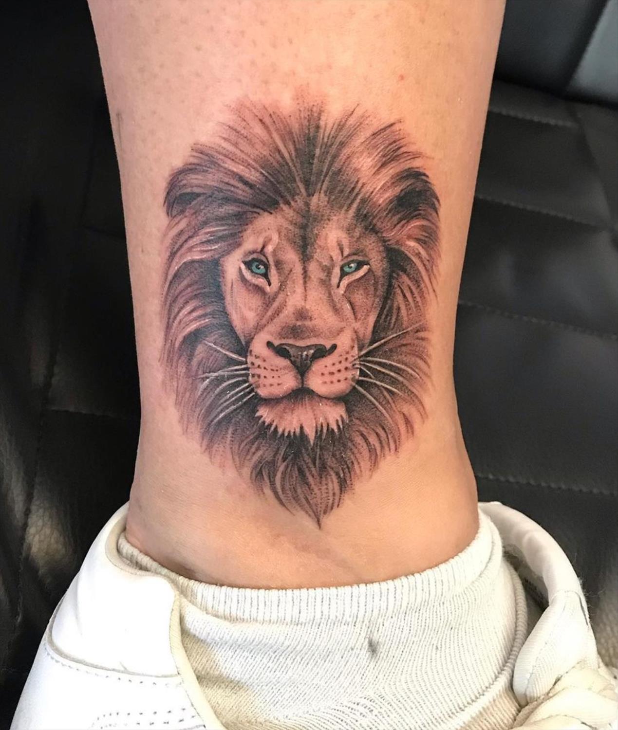 27 Powerful lion tattoo for women with meanings and inspiration