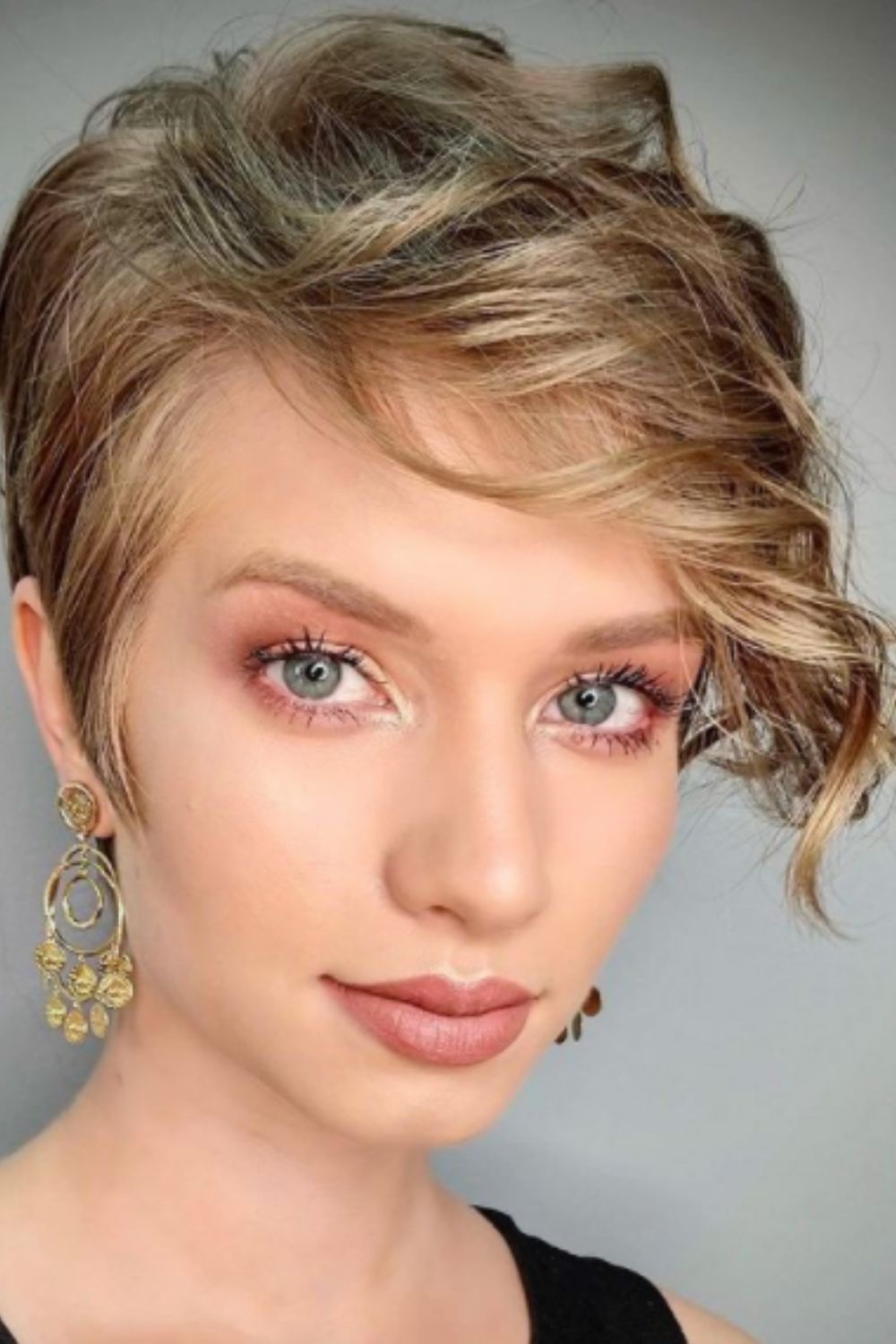 How do We Make Asymmetrical Pixie Cut Ideas?