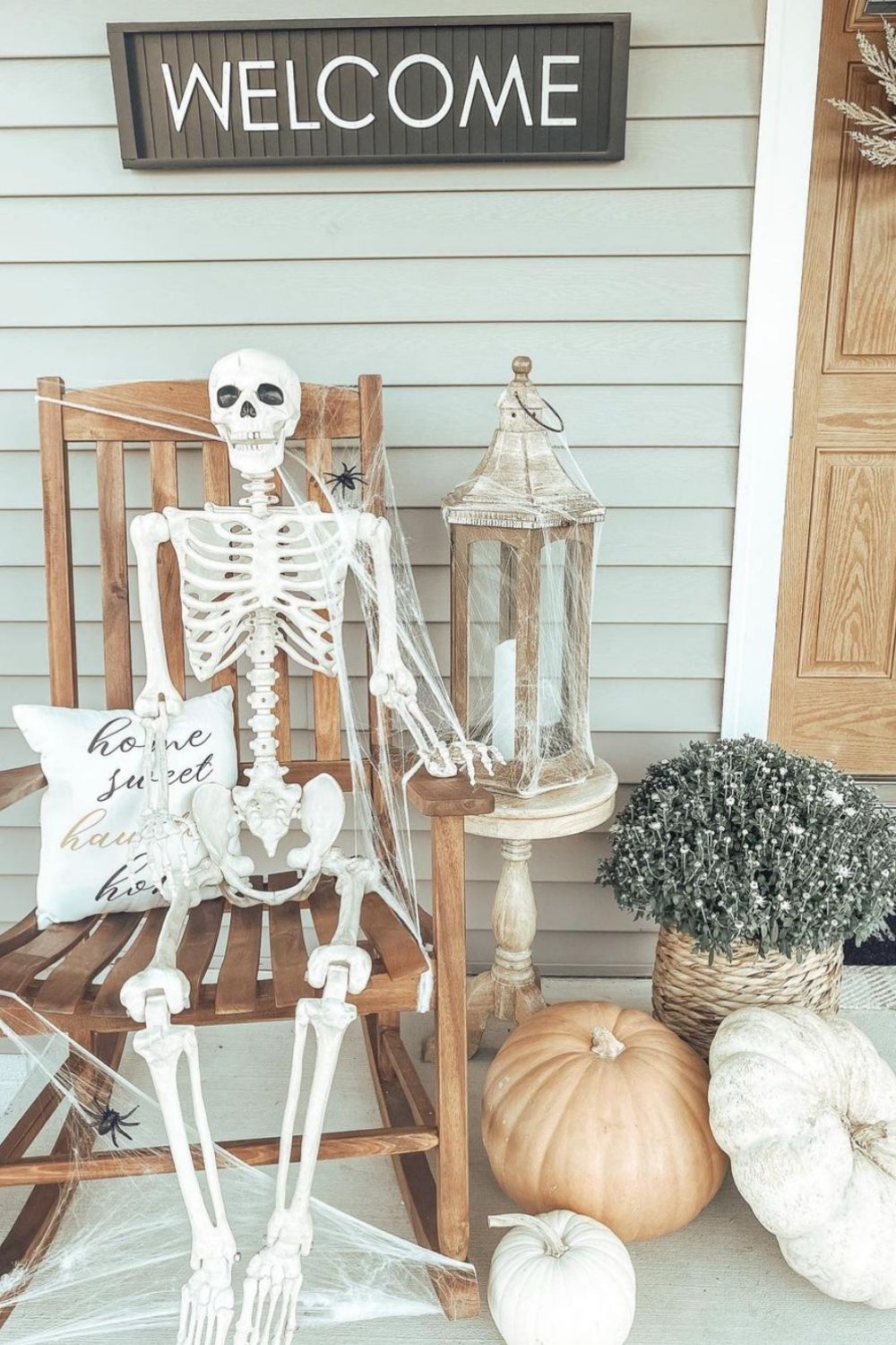 Spooky Halloween Outside Decorations ideas 2021