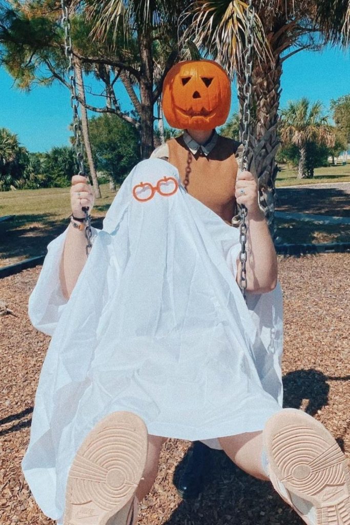 Creative Pumpkin Head Photoshoots Ideas for Halloween 2021