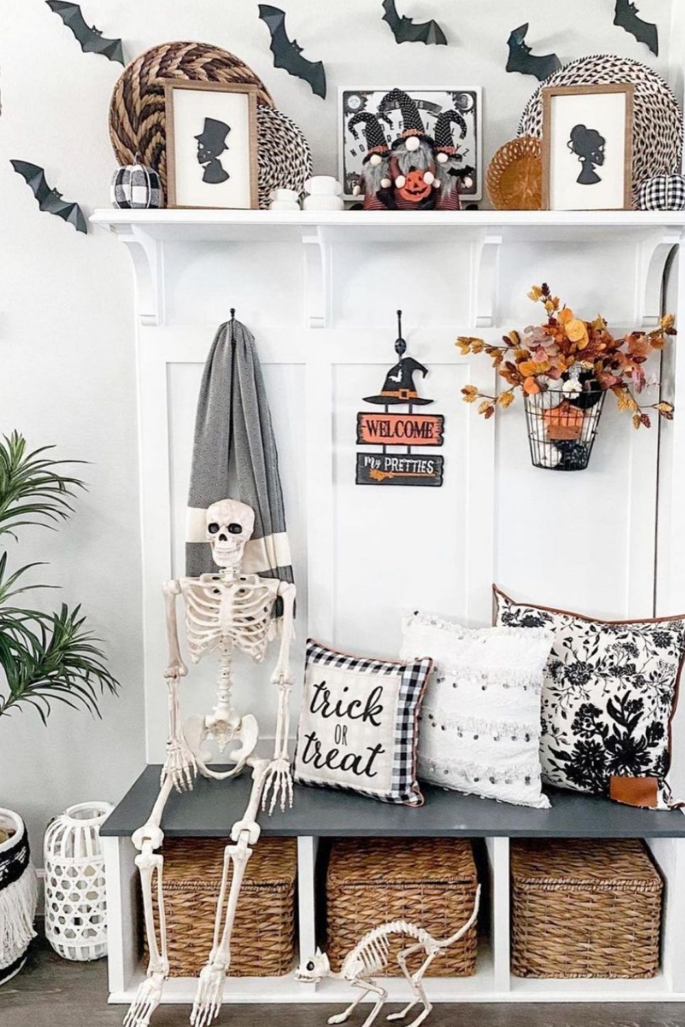 Spooky Halloween Outside Decorations ideas 2021