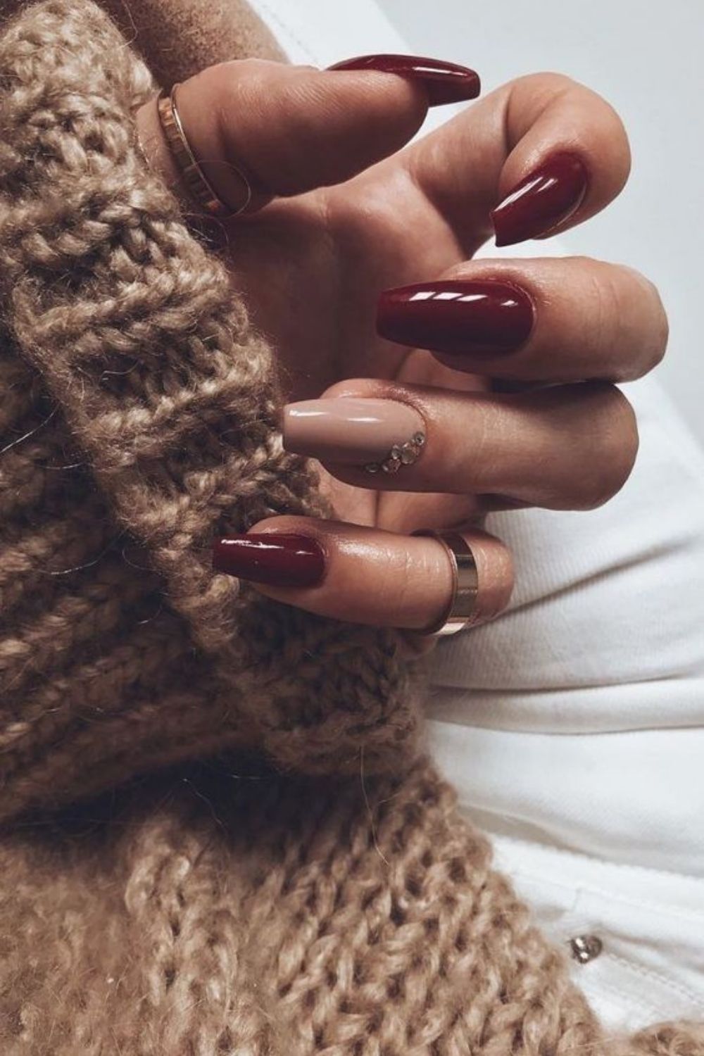 Burgundy nails design | Best winter nail colors 2021 to try