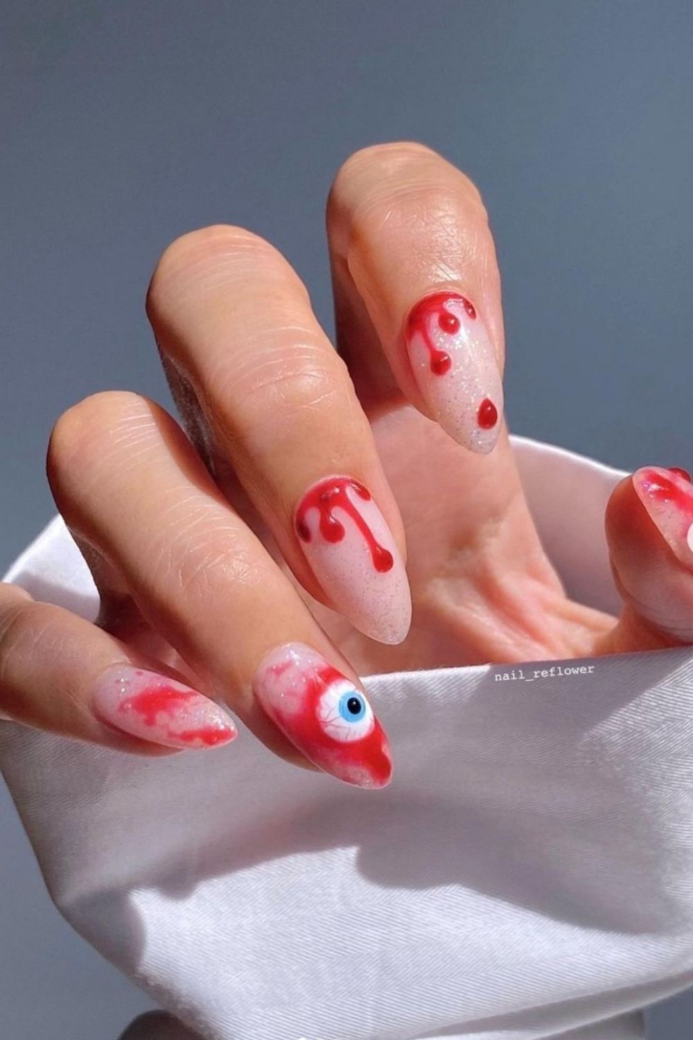 40+ Abstract Nail Art & Swirl Nails To Inspire Your Next Manicure