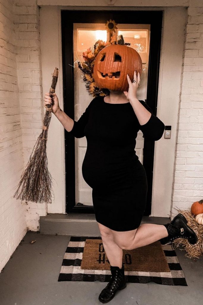 Creative Pumpkin Head Photoshoots Ideas for Halloween 2021