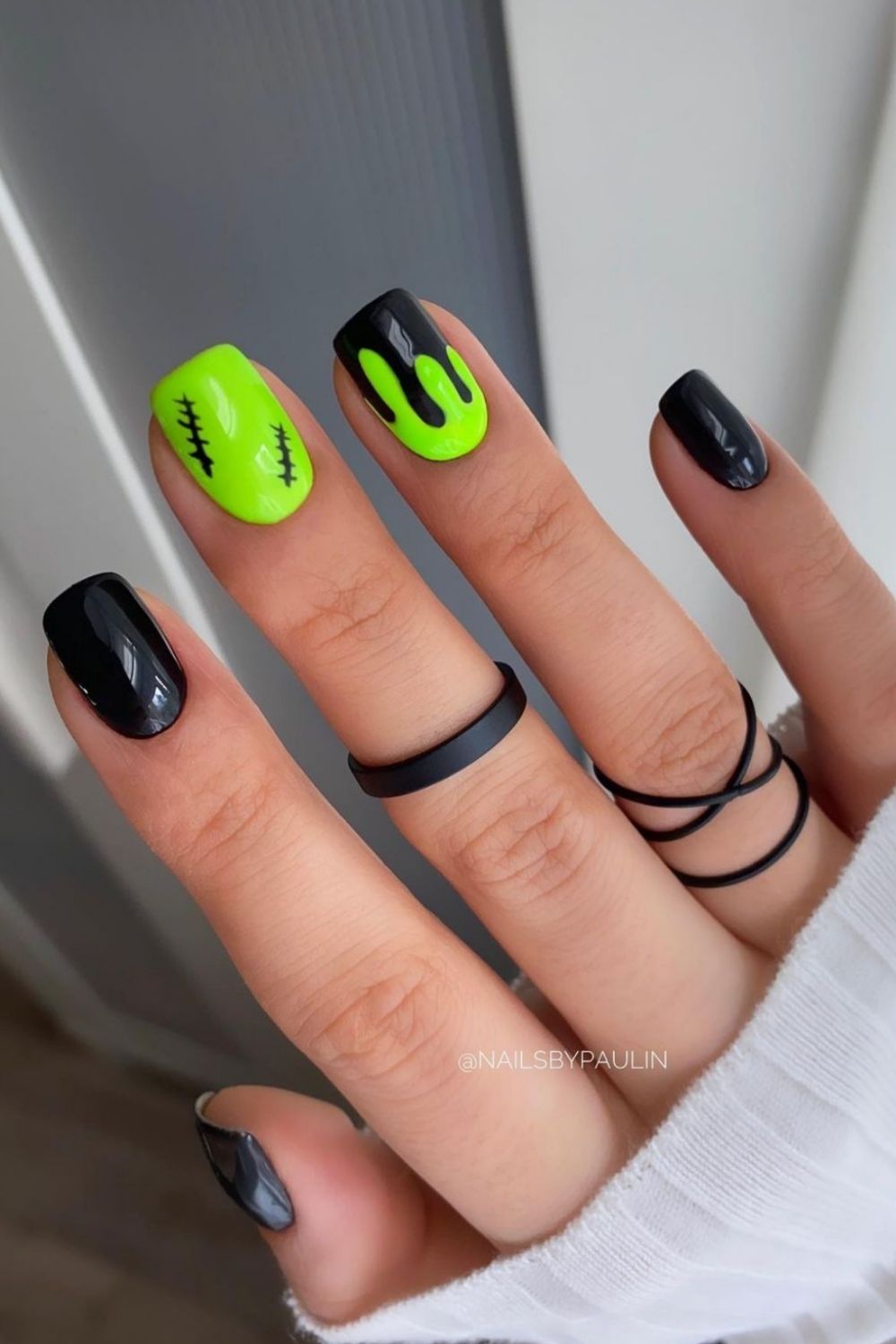 43 Best Black Acrylic Nails Designs in Short square nails for 2021 