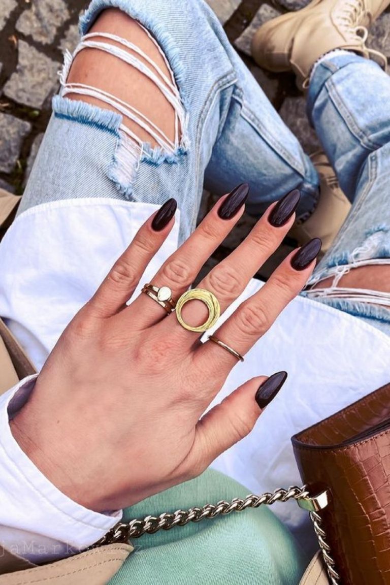 Burgundy nails design | Best winter nail colors 2021 to try - Page 3 of 5 - Mycozylive.com