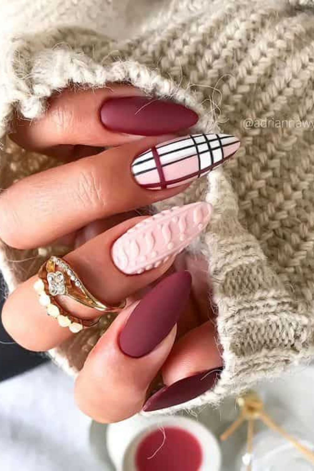 Burgundy nails design | Best winter nail colors 2021 to try