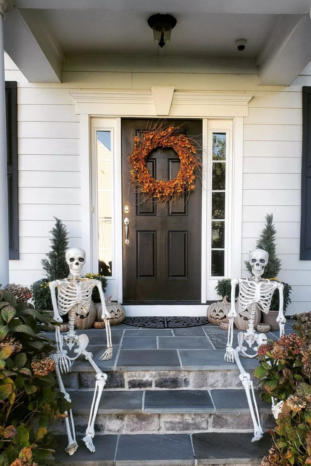 Spooky Halloween Outside Decorations ideas 2021