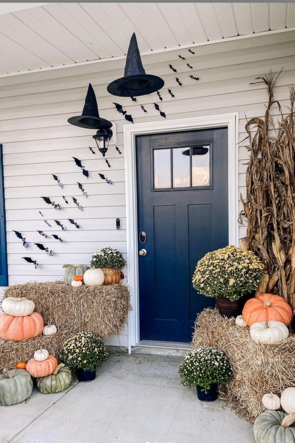 Spooky Halloween Outside Decorations ideas 2021