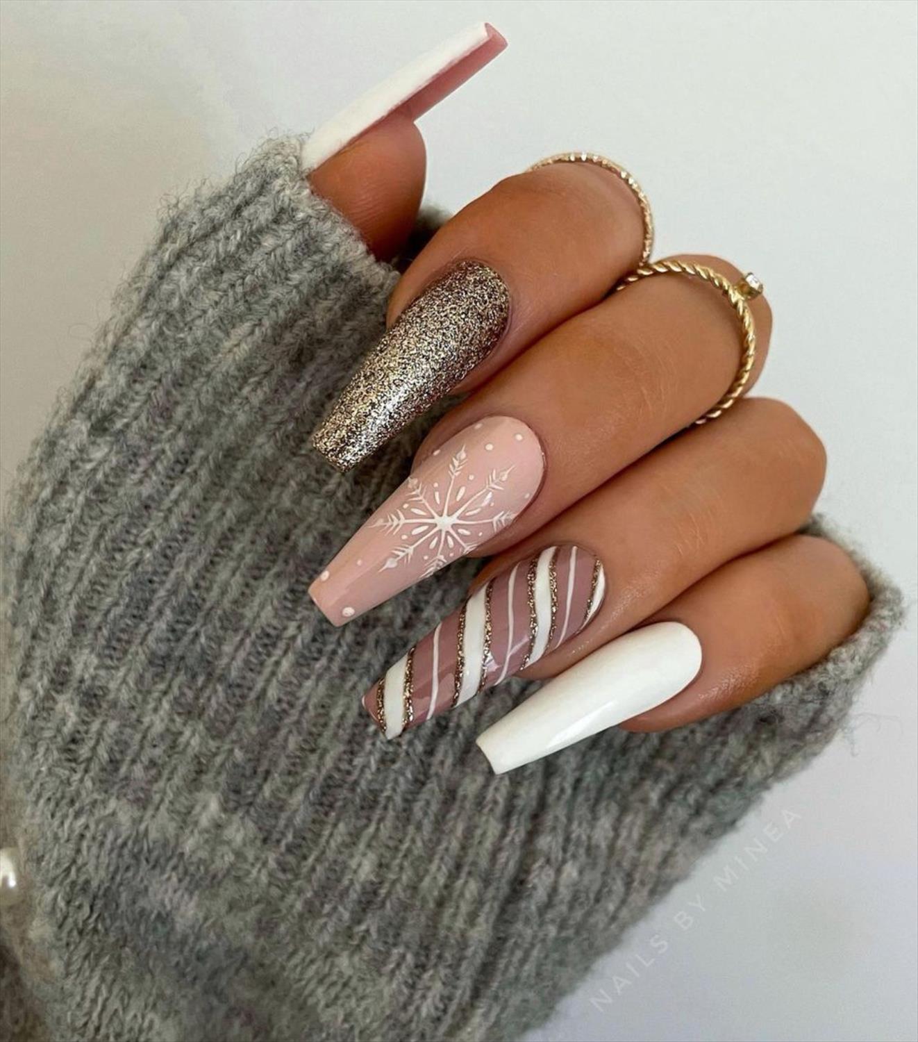 Stunning Acrylic Winter Coffin Nails Ideas for December nails art