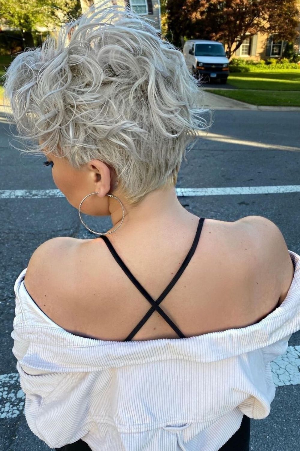 Best short pixie cut and short hairstyle for cool women