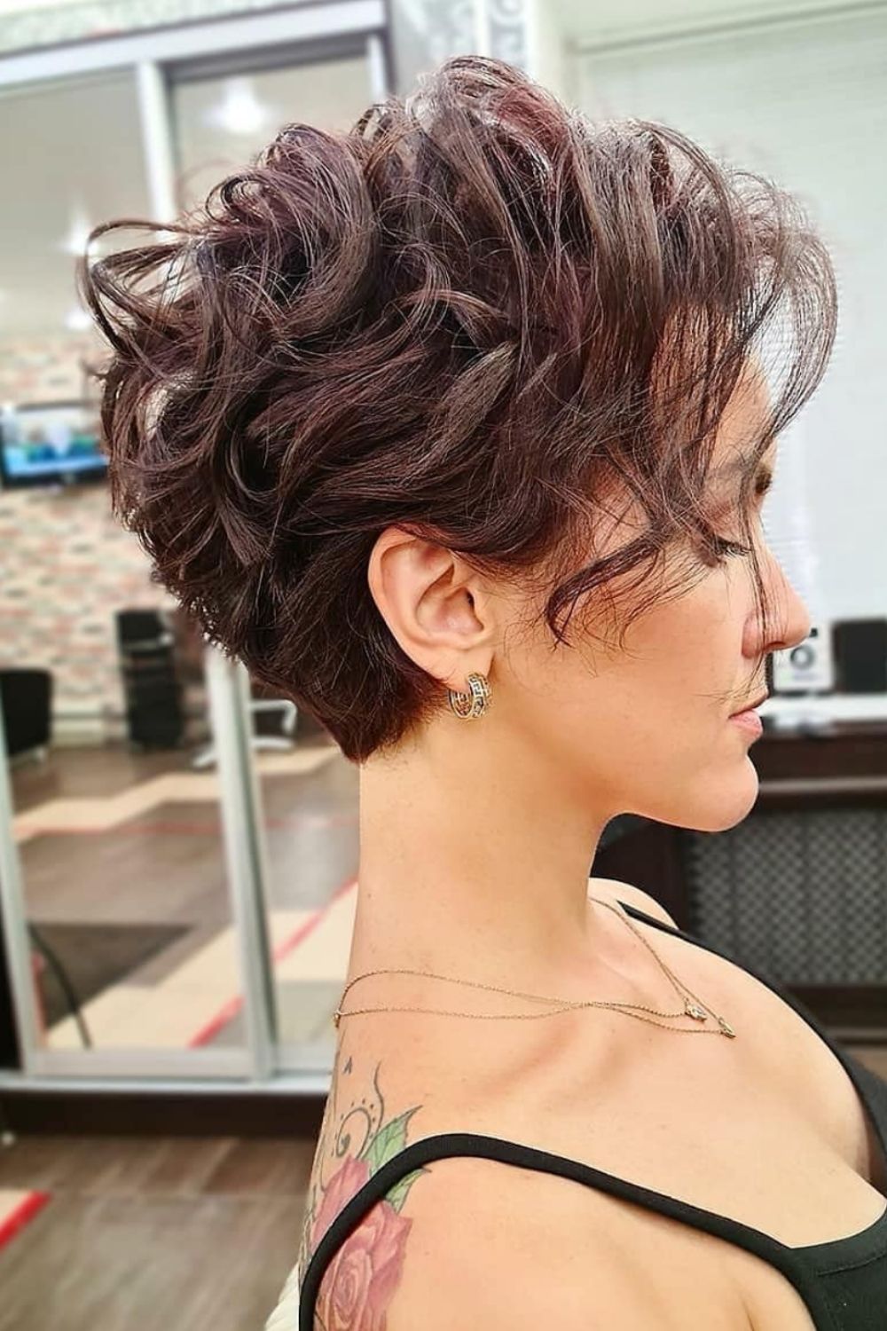 Best short pixie cut and short hairstyle for cool women