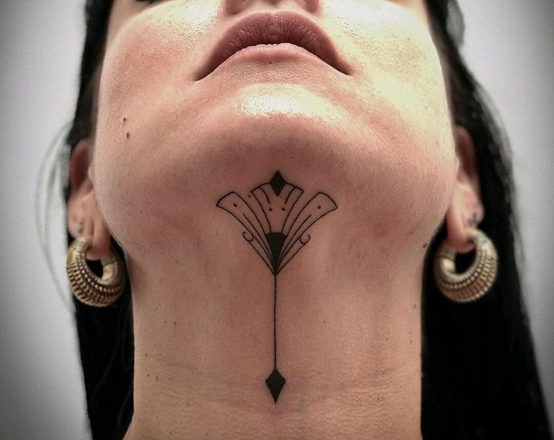 Pretty Neck Tattoos For Women To Be Cool