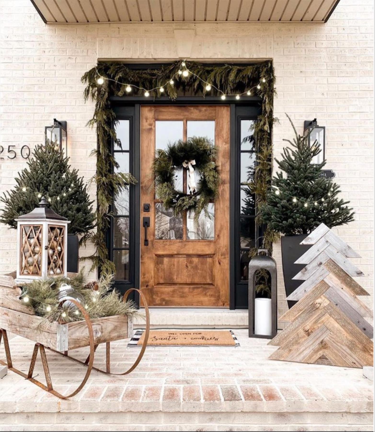 Best Christmas Porch Decorations for Christmas outdoor decor